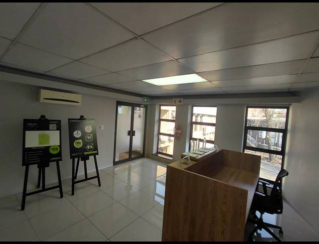 235M² OFFICE TO LET IN HURLINGHAM